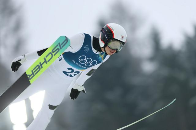 山本涼太3位、渡部暁斗11位で後半へ　ノルディック複合　11日