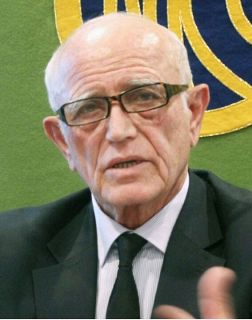 元館長スルタノフさん死去　ウズベクに抑留者資料館