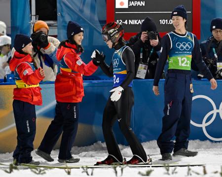 ジャンプ混合団体で日本「銅」　フィギュア男子ＳＰに鍵山ら