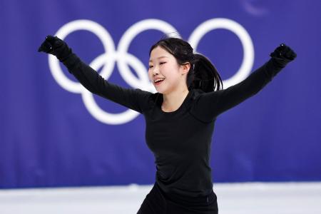 中井亜美、３回転半を成功　千葉百音とフィギュア初公式練習