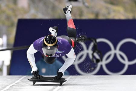 高橋弘篤は２回戦終えて２３位　スケルトン・１２日