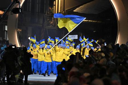 他に２選手もヘルメット禁止に　ウクライナ、「政治的」指摘で