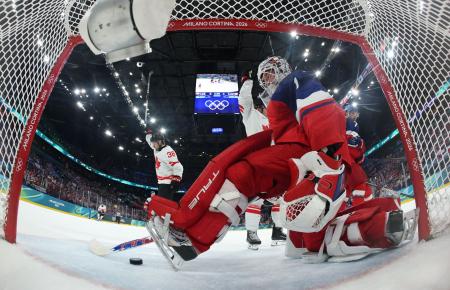 カナダなどが白星発進　アイスホッケー・１２日、１３日