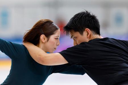 選手村では「桃鉄」でリラックス　好調なフィギュア三浦、木原組