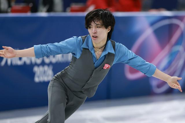 三浦佳生、意地の滑りでガッツポーズ　「4年後メダル取れる選手に」