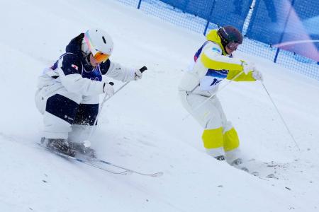 冨高日向子は準々決勝で敗退　フリースタイル・１４日