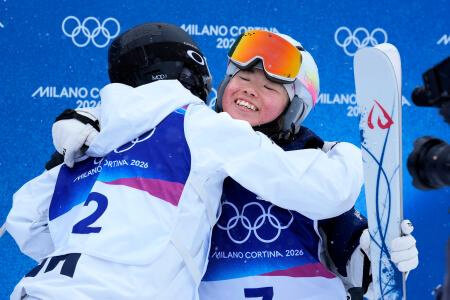 カーリング女子、１次Ｌ初勝利　モーグルの冨高は準々決勝敗退