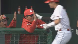 【カープ沖縄キャンプ】平川の衝撃初アーチに新井監督「驚きはない。これぐらいやると思っていた」　最終クール「入れ替えなし」を明言　一問一答