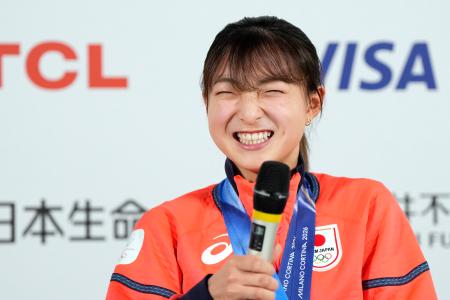 五輪閉会式の旗手に坂本花織　フィギュア女子「銀」