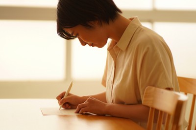 「あの人に、あの時の思い伝えたい」　&ldquo;ラブレター代筆屋&rdquo;の12年