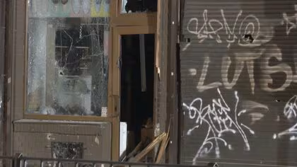 ウクライナ西部で爆発　ロシアが関与か　ゼレンスキー大統領「残虐なテロ」