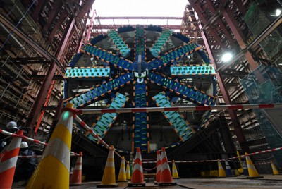 神奈川の地下を「ススムさん」　リニア建設用巨大マシンをJRが公開