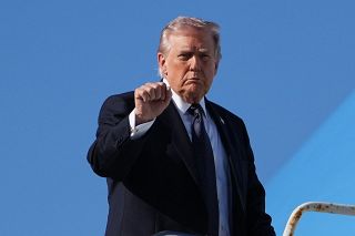 「イランが文明に戦争」と主張　トランプ氏、新たな動画声明公開