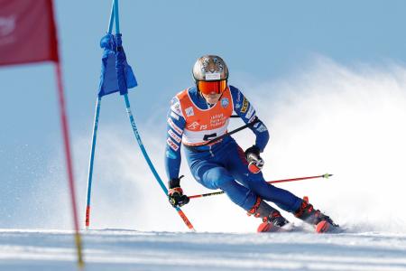 クラファンで夢の表彰台へ　冬季パラ・アルペンの小池岳太