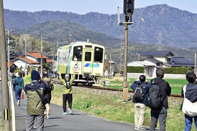 経営難の平成筑豊鉄道、福智町長が「上下分離案」支持を表明　福岡