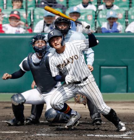 帝京４―３沖縄尚学　帝京が八回に逆転