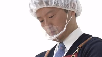 斎藤知事「兵庫県産の白菜PR・韓国との親睦図る」韓国総領事とキムチづくりに挑戦　総領事に「上手ですね」と褒められる場面も