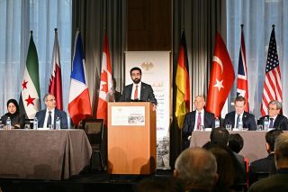 シリアの化学兵器廃棄へ協力　米英独など８カ国のチーム発足