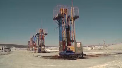 韓国政府がロシア産原油や石油製品の輸入を検討　ホルムズ海峡輸送に原油の7割を依存　「当局が石油大手4社と議論」報道も