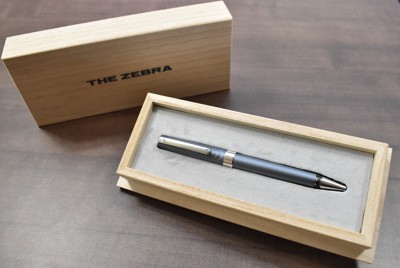 職人技の極み　1本6万円のボールペン　こだわりの逸品は品薄