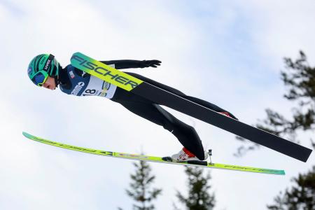 Ｗ杯ジャンプ、伊藤有希が６位　女子第３２戦、丸山希１３位