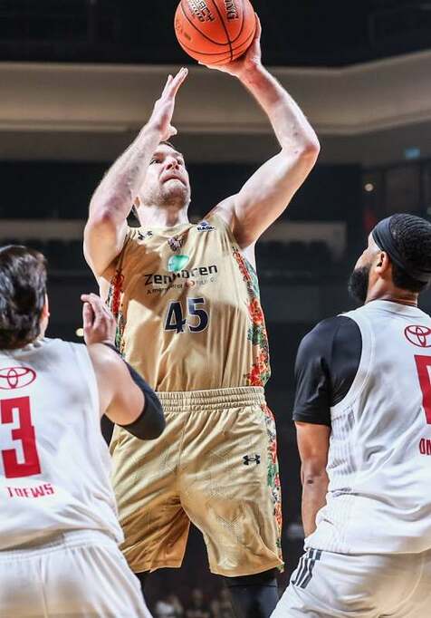 キングス初の3位 　バスケ・東アジアスーパーリーグ　終了7秒前に劇的逆転、A東京に77―76