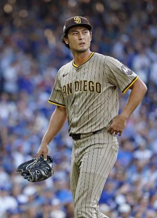 ダルビッシュ、制限リスト入り　右肘手術で今季全休見込み