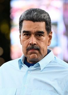 ＮＹ地裁にマドゥロ氏出廷　弁護士支援巡り審理か