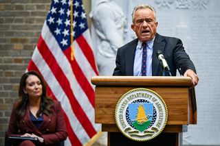 米政権、超加工食品の抑制を推奨　肥満防止「リアルフードを」