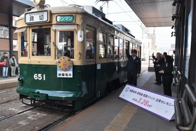 広島路面電車、新系統「循環線」が開業　観光客ターゲットに