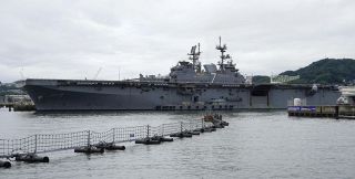 駐沖縄米海兵隊が中東到着　強襲揚陸艦で約２５００人