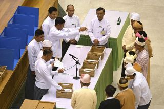 大統領候補に前国軍総司令官　３日にも選出、ミャンマー