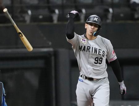 日２―４ロ（１日）　ロッテ、ソトが先制３ラン