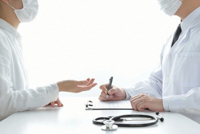 医師の宿直は労働？　認めなかった国敗訴、「働かせ放題」に警鐘