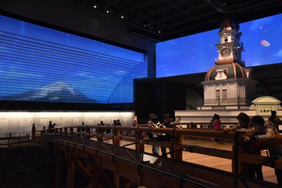 江戸東京博物館、4年の休館経てリニューアル　初日から長蛇の列