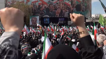 イラン軍「降伏まで破壊的攻撃を続ける」と警告　トランプ大統領の「石器時代にまで爆撃」発言に反発