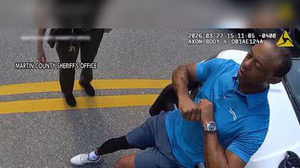 「逮捕ですか？」「その通りだ」タイガー・ウッズ選手逮捕時の映像公開&hellip;薬物摂取を説明　警察官が錠剤押収　アメリカ